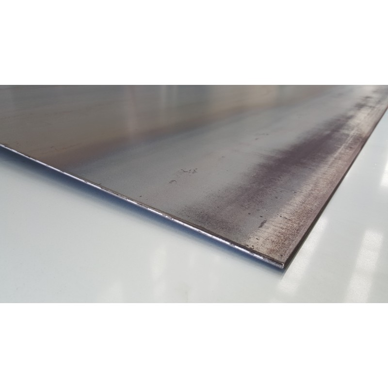 Plaque d'acier laminé à froid - 1 à 3 mm - 50 x 50 à 100 x 200 cm Epaisseur  en mm 1 mm Longueur en cm 50 cm Largeur en cm 50 cm Dimension de la plaque  Standard